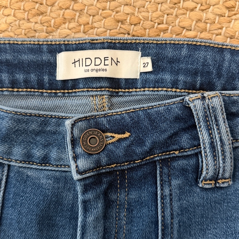 Hidden Happi Flare Patch Pocket Jeans - Picture 4 of 6